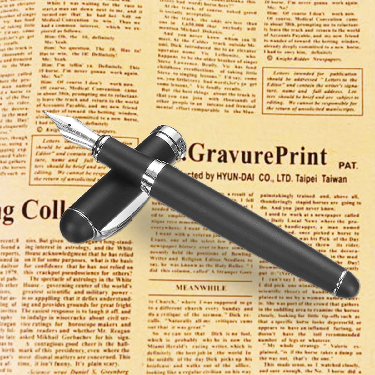 

Matte Deluxe Black Pen Iridium Point 0.5 mm Fine Nib Fountain Pen Office School Writing Supply Length 140 mm Simple Design