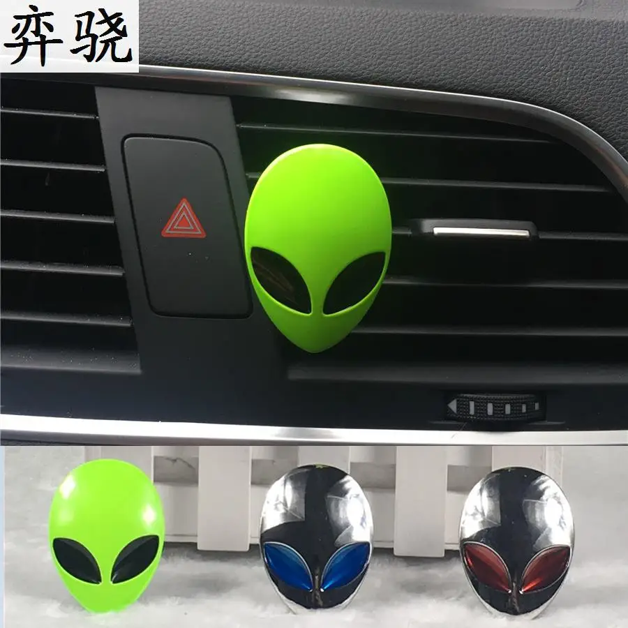 

Metal alien styling Car perfume clip Air Conditioning decoration Lovely color aliens car air freshener Perfume Ornaments