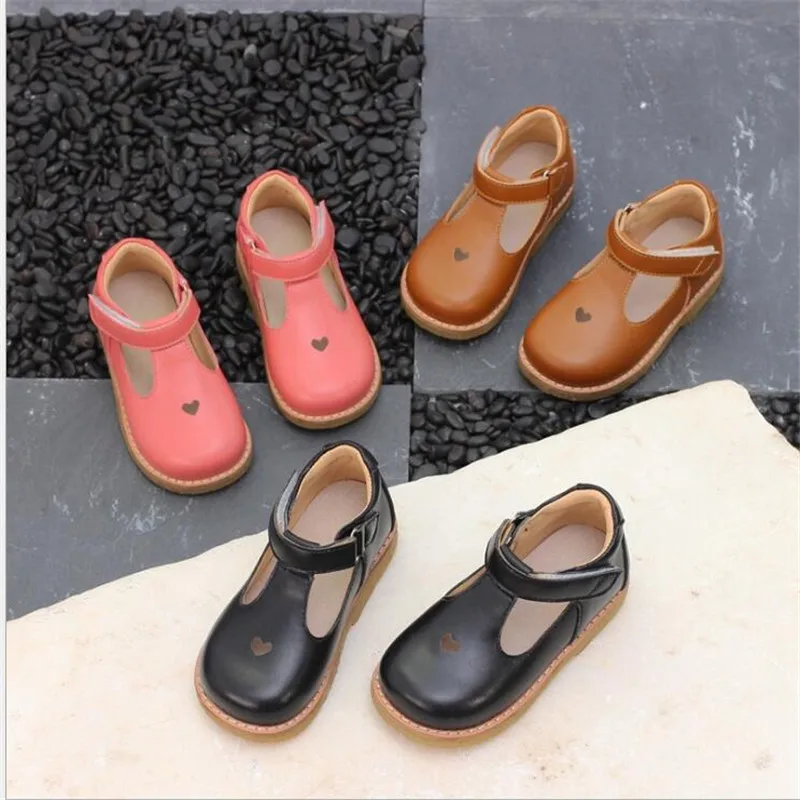 Spring new children's soft bottom small shoes female baby retro girls