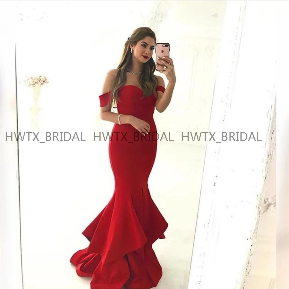 Rode Lange Mermaid Avondjurk 2019 Off De Schouder Tiered Rokken Arabische Dubai Formele Avondjurk Vestidos de fiesta de noche Rode Lange Mermaid Avondjurk 2019 Off De Schouder Tiered Rokken Arabische Dubai Formele Avondjurk Vestidos de fiesta de noche