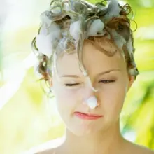 Шампунь для чайного дерева-ручная работа и химическая