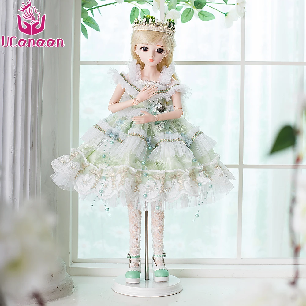 dolls and soft toys