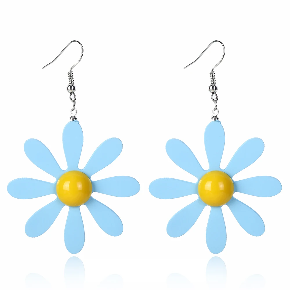 

XIYANIKE Summer Romantic Wood Spray Paint Effect Flower Sunflower Little Daisy Drop Earrings For Women Girlfriend Jewelry 2019