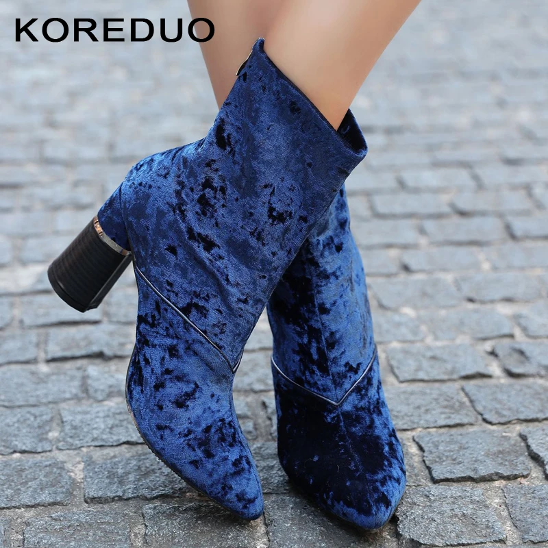 low heel pointed sock boots
