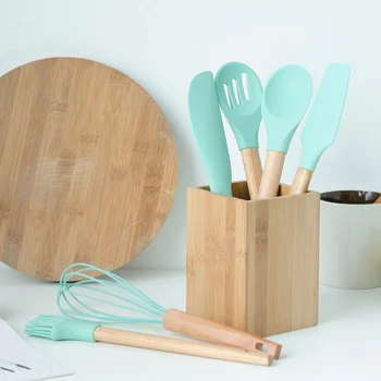

CAMIFE Green Silicone Baking Kitchenware Cooking Set Spoon Colander Spatula Oil Brush Baking Scraper Egg Beater Kitchen Tools