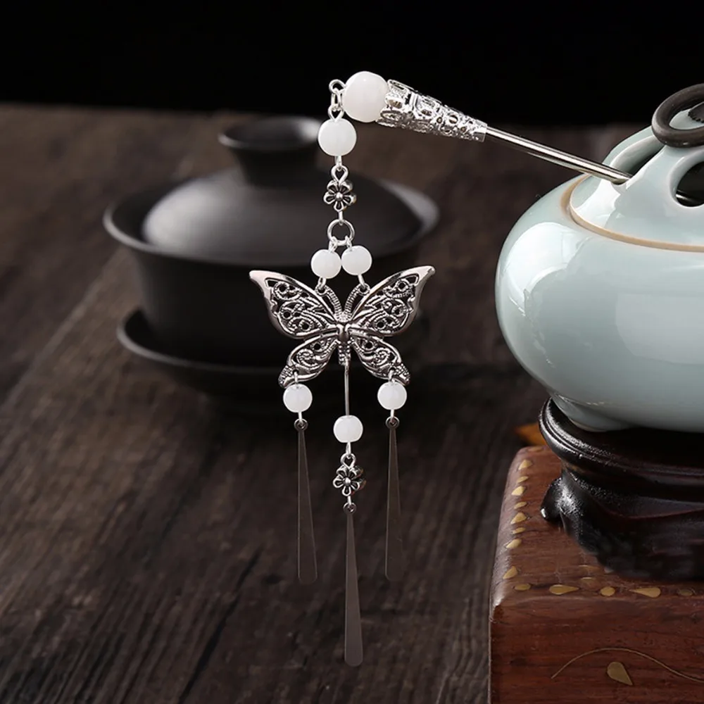 

Vintage Chinese Traditional Silver Hair Stick Bridemaids Alloy Butterfly Tassel Bead Head Decorations Women Hair Jewelry Gift