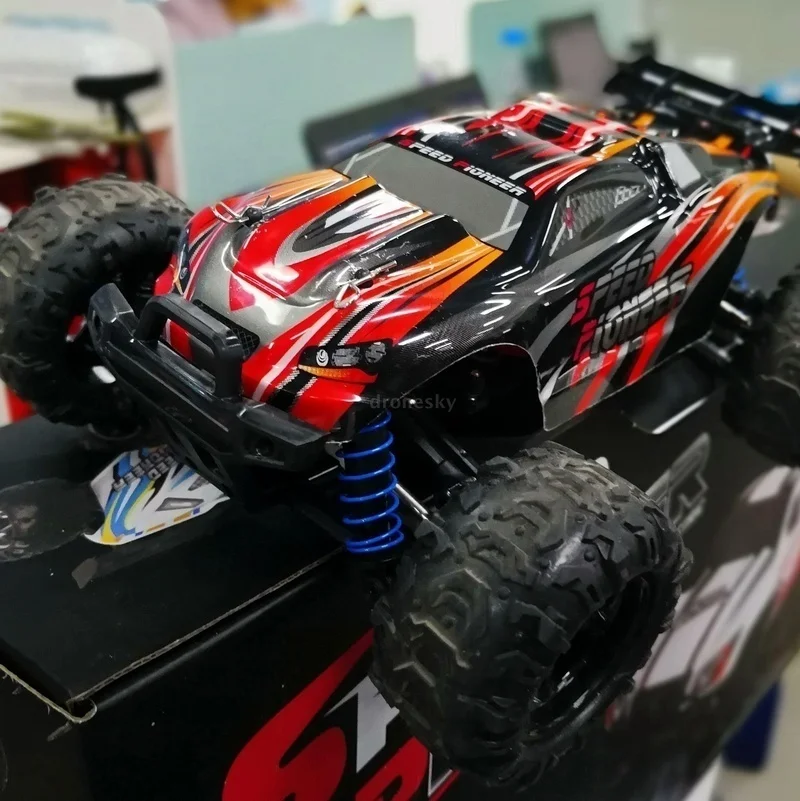 Высокоскоростной автомобиль 1:18 4WD RC гоночный внедорожник Truggy 2,4 GHz пульт дистанционного управления RC автомобиль игрушечные модели автомобилей 9302