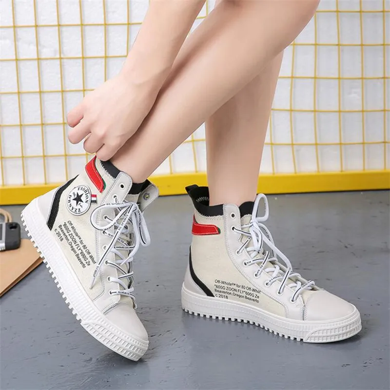 

2018 hot new women's high-top shoes casual wild movement canvas shoes with hip-hop hip-hop Sneakers women's shoes