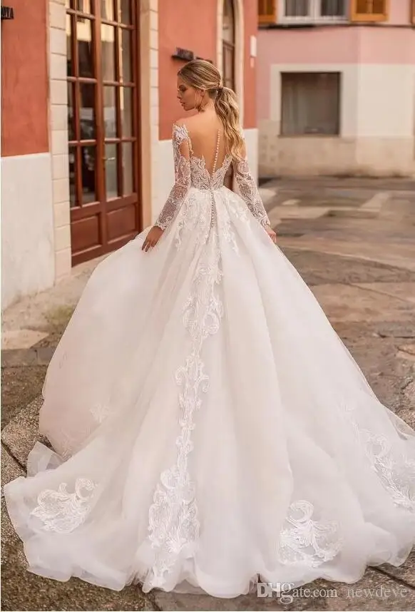 naviblue-latest-princess-wedding-dresses-scoop-neck-long-sleeve-lace-bridal-gowns-saudi-luxurious-custom-made-illusion-a-line-wedding-dress (3)