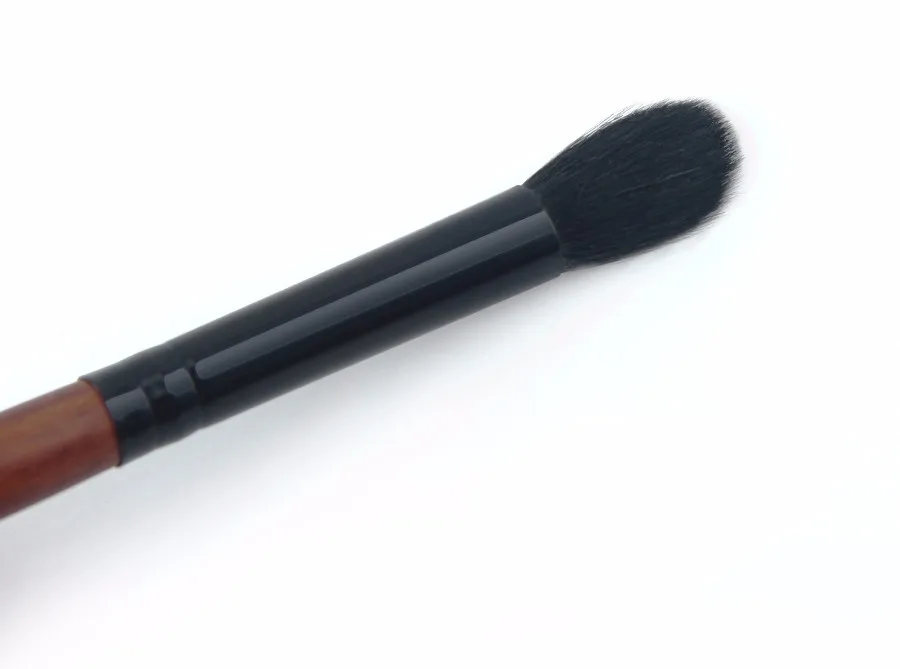 Eyeshadow Brush 1