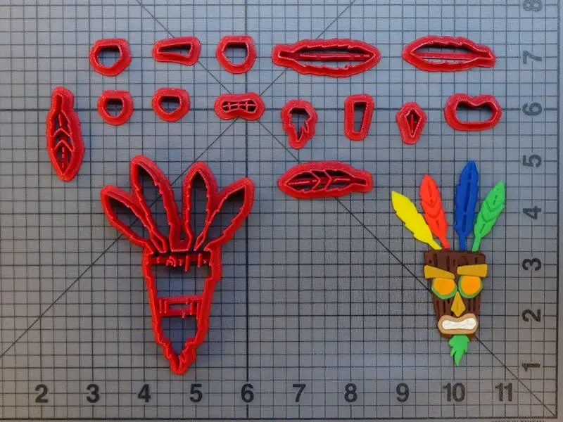 JB_Crash-Bandicoot-Aku-Aku-266-A039-Cookie-Cutter-Set-Video-Game-Character-266-A039_