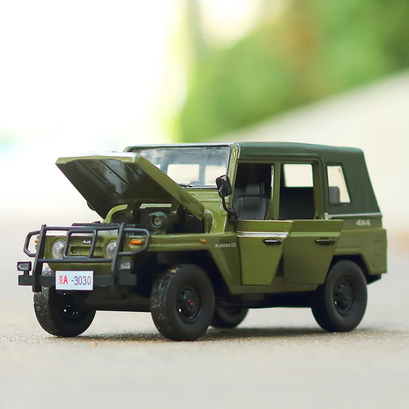 

Интересный 1:28 2020 внедорожный автомобиль из сплава Модель автомобиля, детский звук и свет оттяните назад головоломка внедорожник игрушечный автомобиль, бесплатная доставка