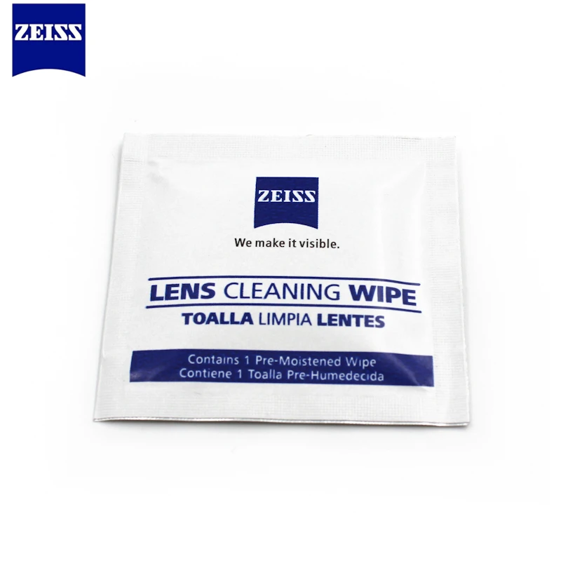 Салфетка zeiss для очков. Салфетки zeiss. Одноразовые влажные чистящие салфетки zeiss. Zeiss lens cleaning kit. Салфетка для оптики с логотипом.