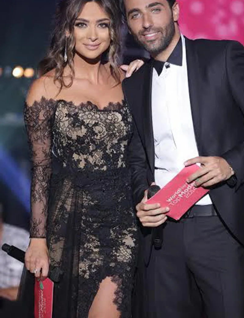 Long-Sleeves-Sweetheart-Long-Black-Lace-Prom-Dresses-High-Slit-Tulle-Evening-Gowns-For-Party-Vestidos (2)