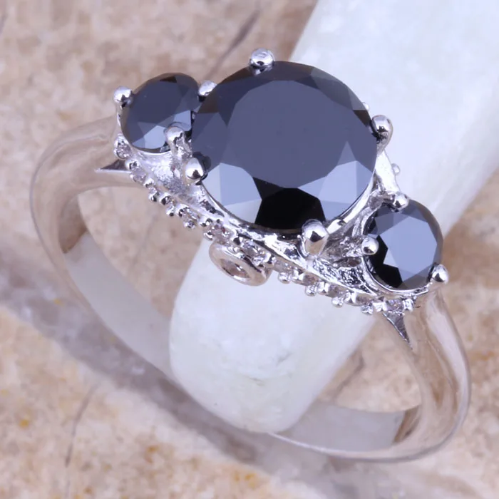 

Dazzling Black Cubic Zirconia Silver Stamped 925 Ring Size 6 / 7 / 8 / 9 R1587