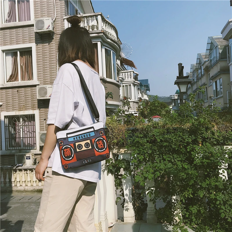 Menghuo 2018 Personality Retro 3D TV Tape Camera Radio Shape Women Handbag Ladies Shoulder Bag Messenger Bag Rock Cross-body Bag (2)