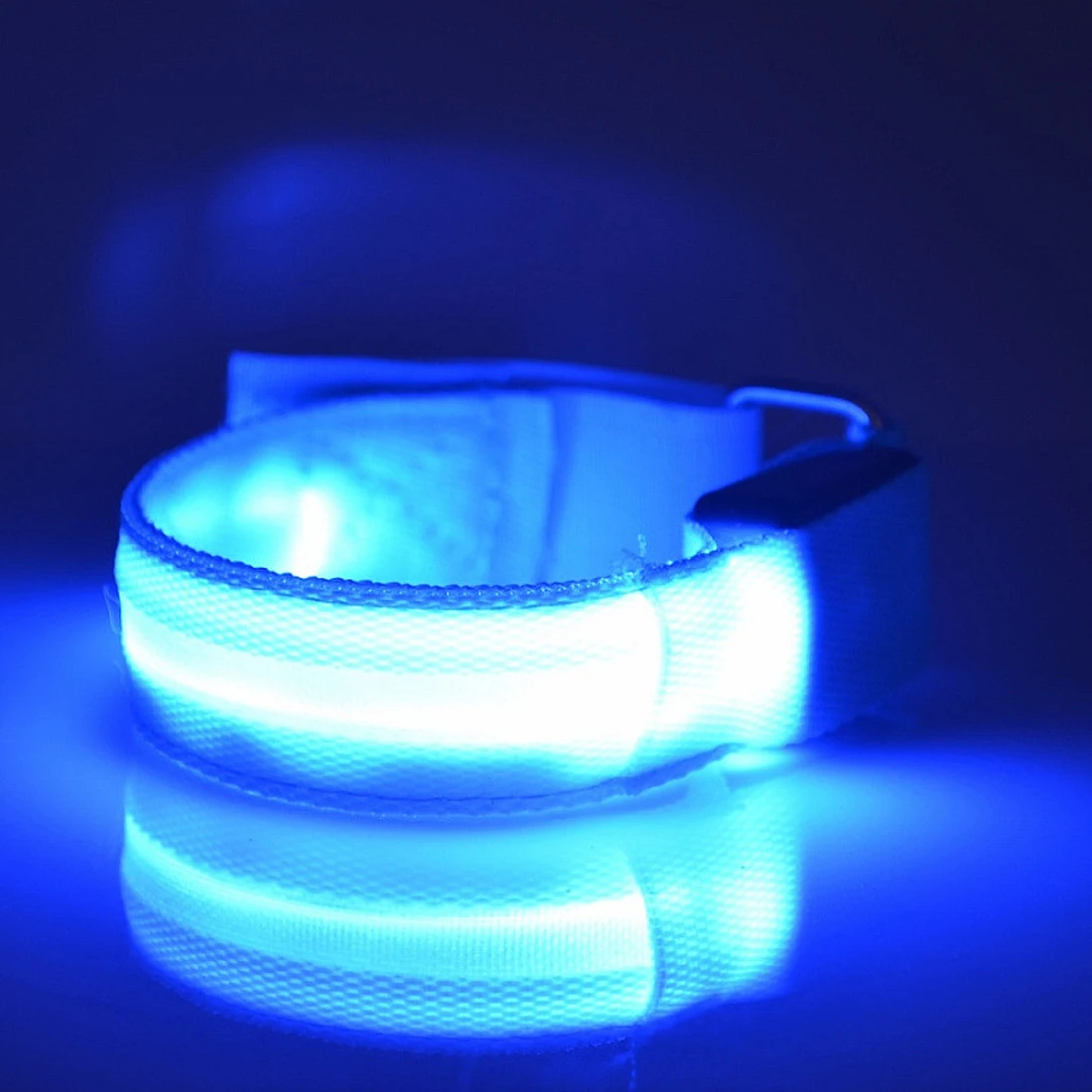

Flash Led Reflective Strap Snap Wrap Armband Belt Safety Armband Light Up UV Protection for Sports Fun Rave Party Muilt-Color