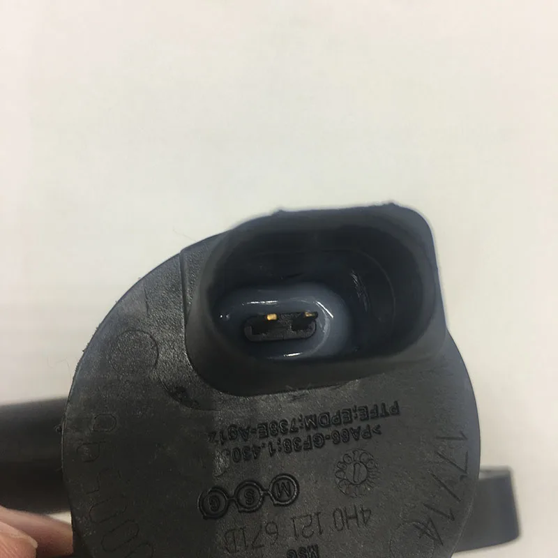 Вспомогательный водяной насос для Volkswagen VW Beetle Golf Passat Polo Scirocco Sharan Tiguan Touran 7H0 121 671D