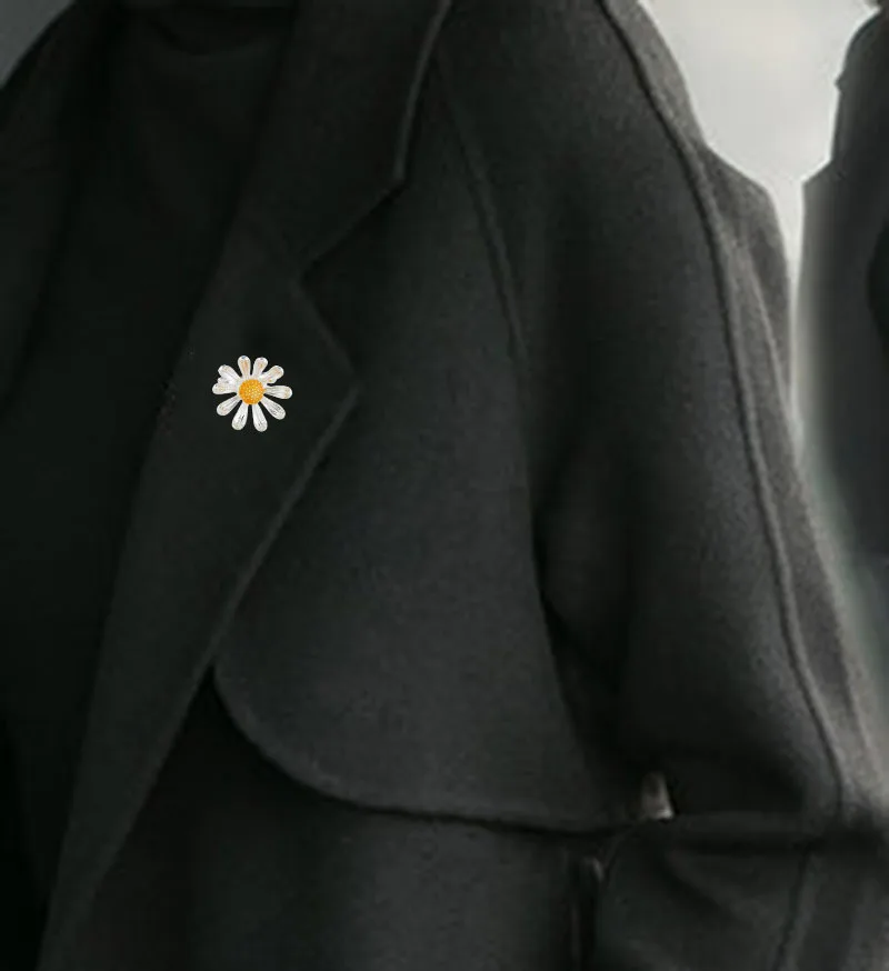 Enamel White Sun Flower Brooches Corsage Daisy Clothes Accessories