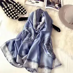 Роскошный шелковый шарф Женщины синий цвет красивый цветочный дизайн Большой размер ткань Пашмина платки леди, путешествующих