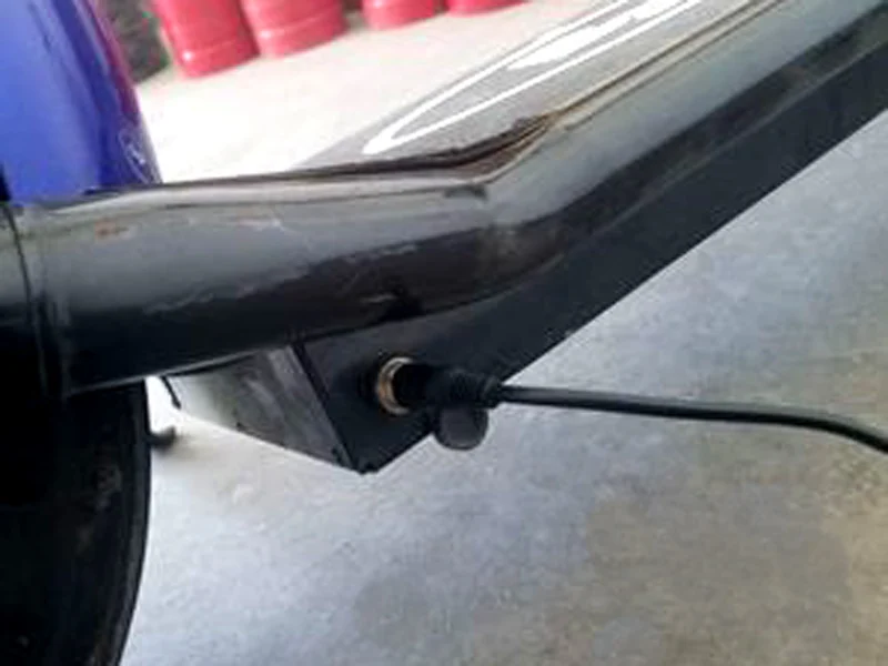 harley e-scooter charger (2)