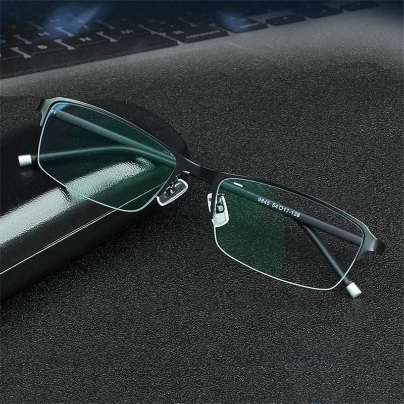 

Vazrobe (9g) TR90 Photochromic Men Prescription Glasses Chameleon Transition UV400 1.56 Index Resin Lens Progressive Anti Blue