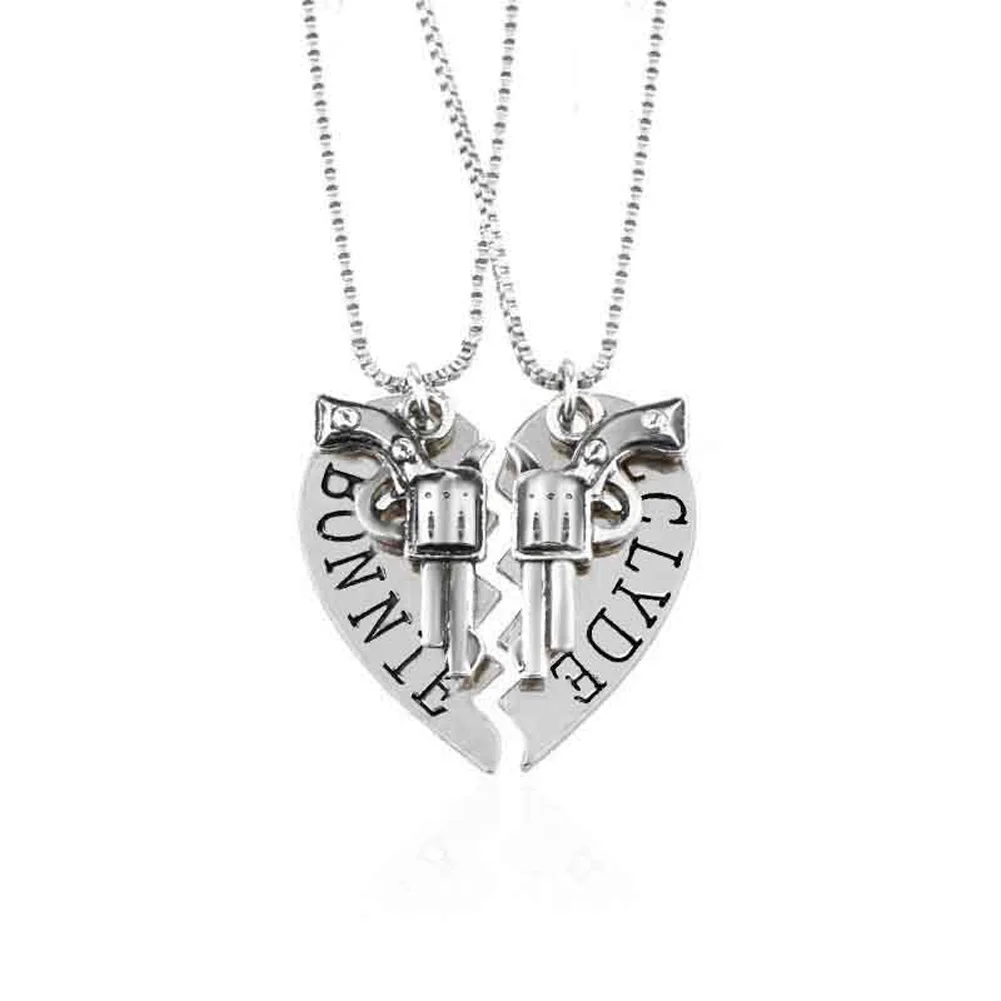 

1pair Bonnie Clyde Revolver Mosaic Of Love Couple Necklace Fashion Jewerly Chain Length 50cm