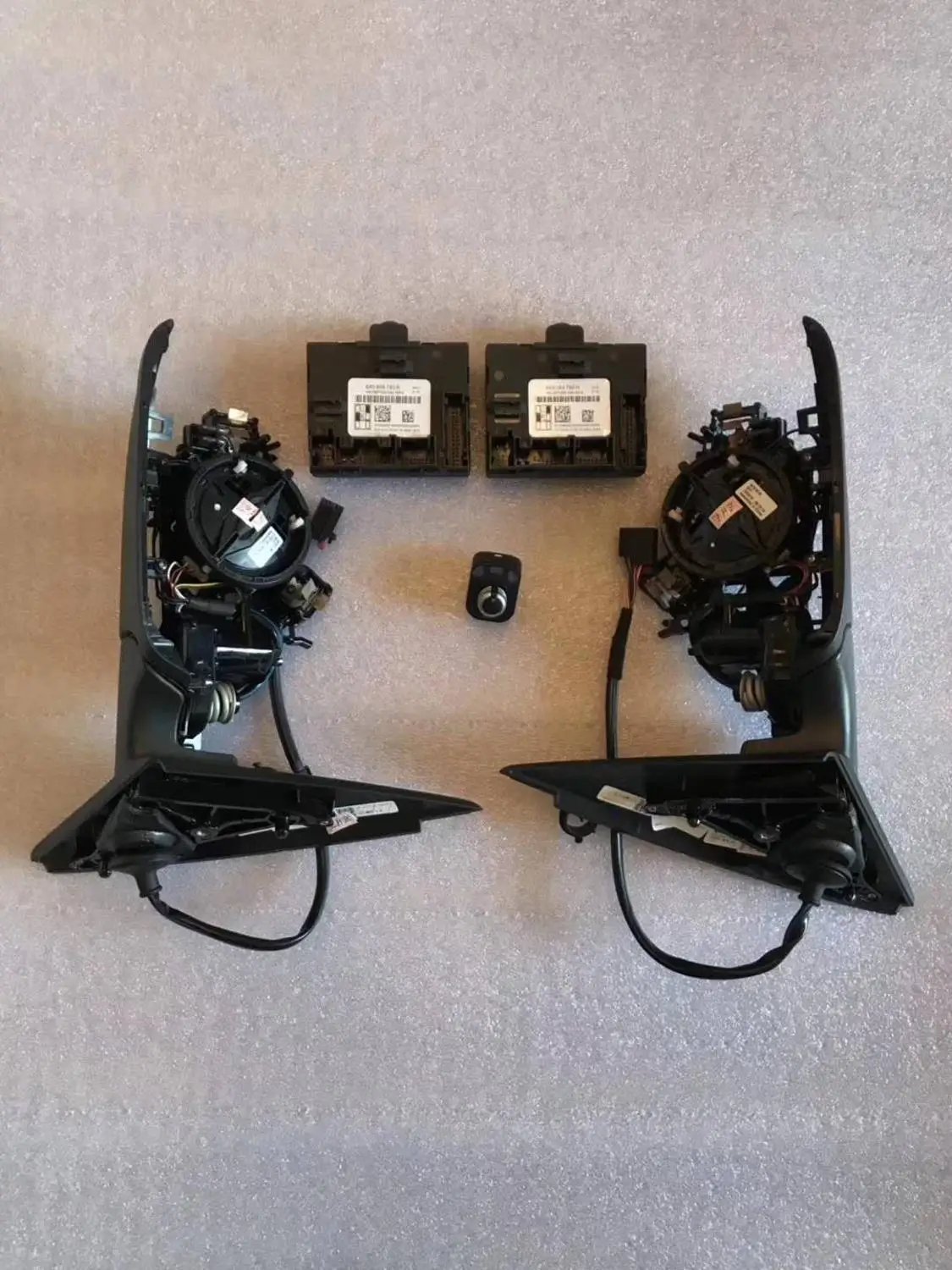 

For LHD Audi Q3 8U folding electric folding Mirror UPGRADE KIT