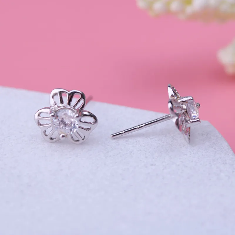 

VOJEFEN Jewelry 925 Sterling Silver Daisy Blossom Flower Stud Earrings With Zircon Flower ,Jewelry for Mothers Day