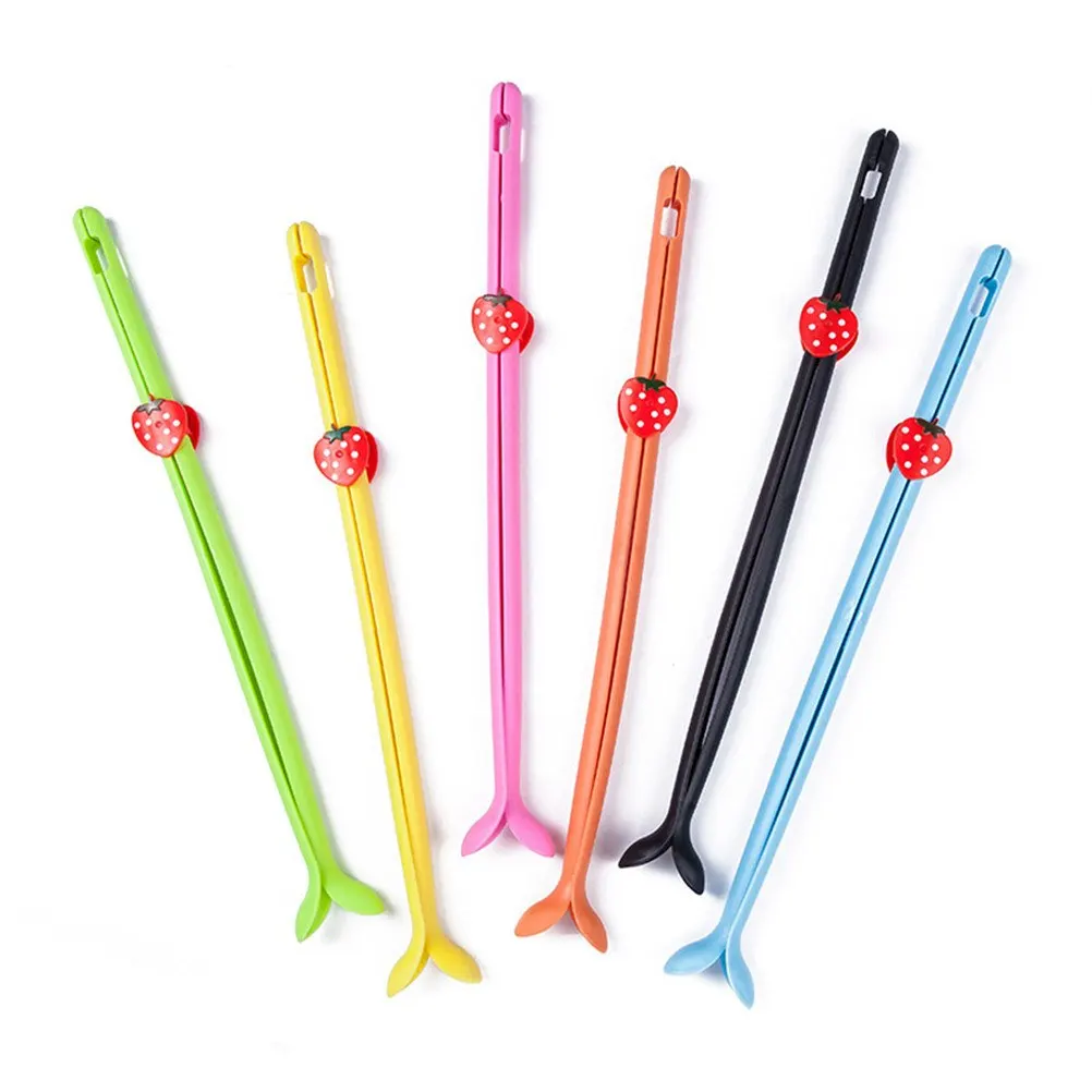 

1Pc Strawberry Plastic Boot Rack Shoe Trees Boots Knee High Shoes Clip Support Stand Rack Holder Organizer Storage