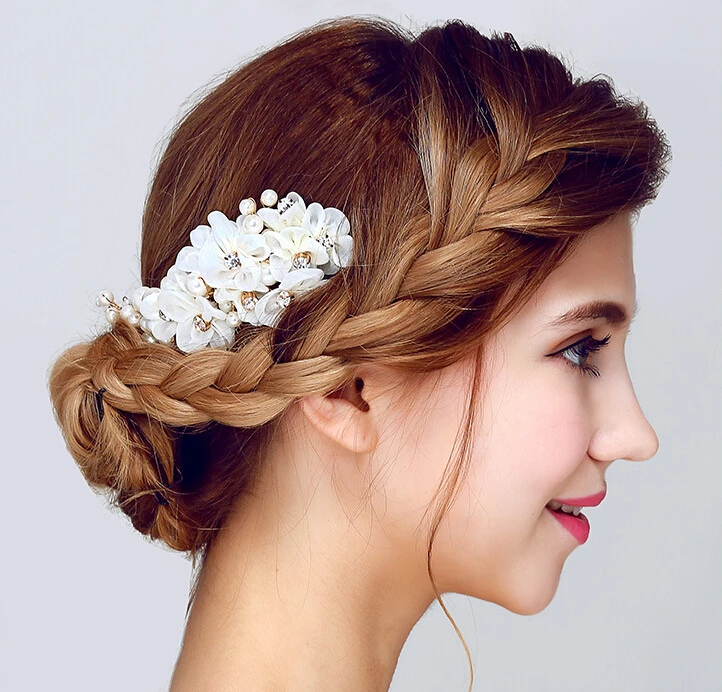 Elegant-Rhinestones-Crystals-White-and-Red-Yarn-Flower-Pearls-Wedding-Hair-Comb-Bridal-Headpiece-Hair-accessories