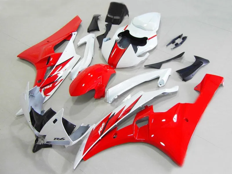 R6-06-07-REDWHITEab