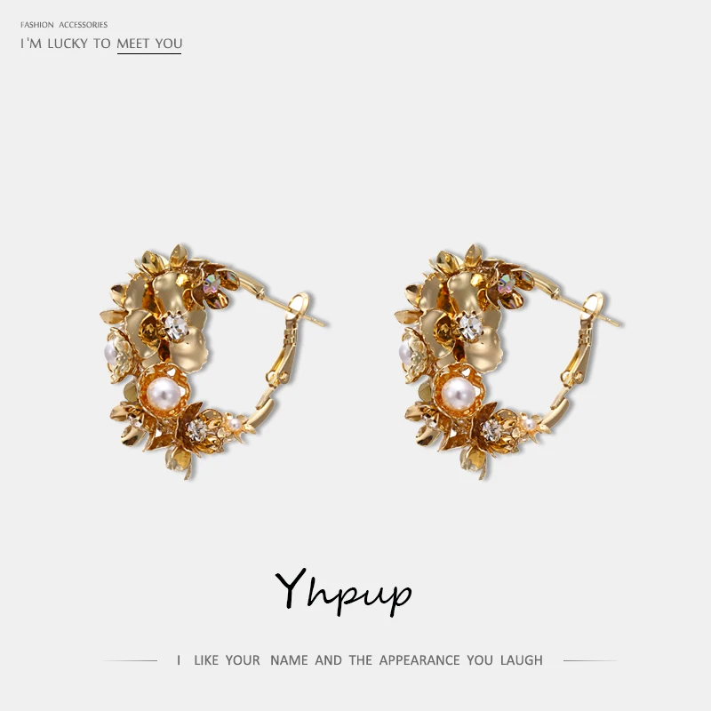 

Yhpup Fashion Exquisite Copper Gold Hoop Earrings Flower Rhinestone Imitation Pearls Earrings Luxury Jewelry for Bride Party New