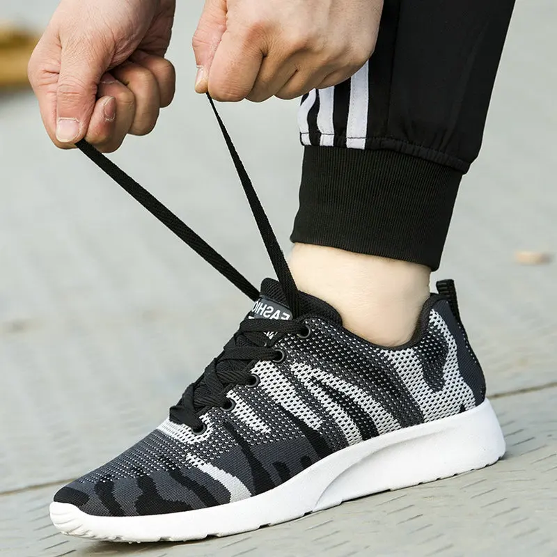 

New Mesh Men Lightweight camouflage Breathable shoes Men Casual Shoes Lac-up Walking Sneakers Tenis Feminino Zapatos VV-50Z