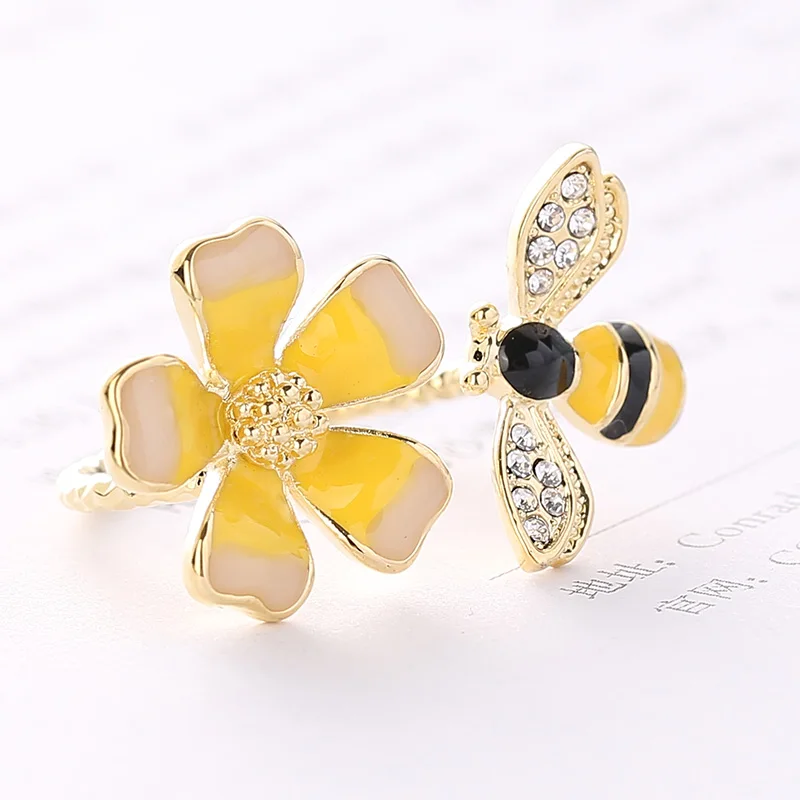 Ручной работы эмаль желтый цветок кольца для женщин Нежный цветок с Прекрасный кольцо пчела модные ювелирные изделия из меди подарок anillos mujer