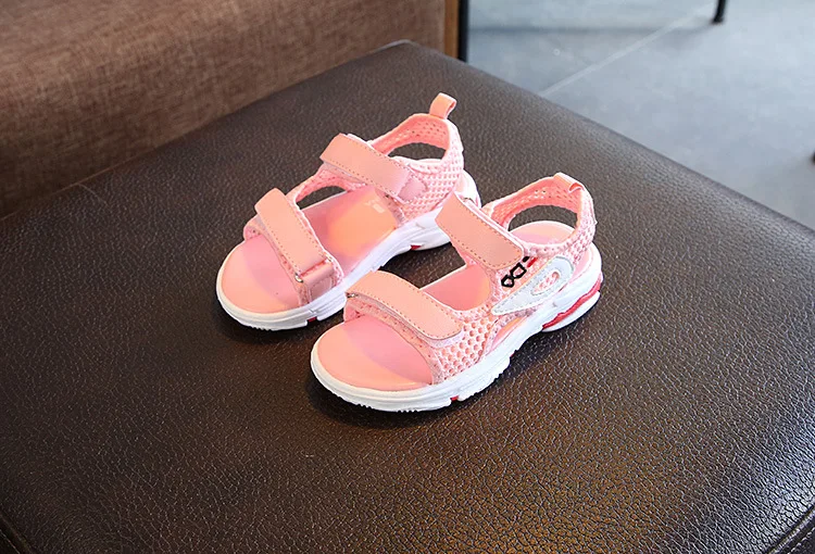 2018 модные детские сандалии лето для мальчиков на липучке детские сандалии для девочек пляжная обувь римские сандалии Бесплатная доставка