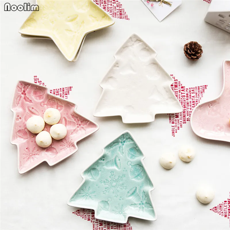 

NOOLIM European Ceramic Christmas Tree Shape Dish Children's Snack Plate Cute Household Dried Fruit Plate Fruit Dessert Plate