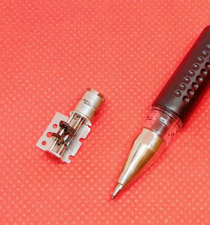 

SANKYO CCTV miniature linear stepper motor, screw plastic slide stepper motor,tiny focus motor