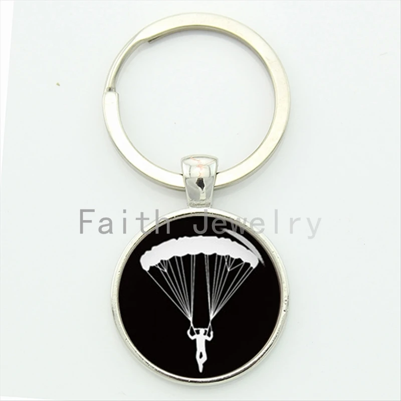 

Simple vintage design skydiving key chain charm sky diving profile silhouette keychain skydiver parachutist gift jewelry KC601