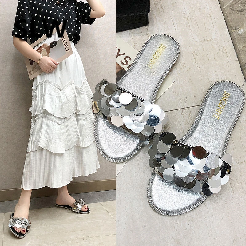

Women's Slippers 2019 Low Shoes Without Heel Designer Slides Socofy New Flat Beach Luxury Sliders Soft Rubber PU Fashion Bling