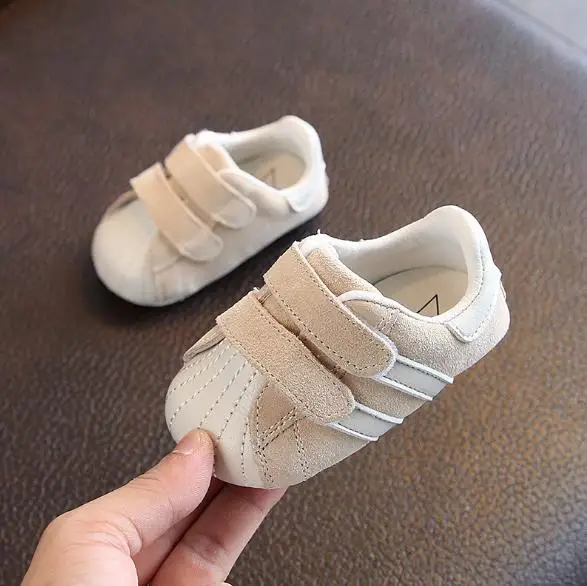

New Fashion Patch 2018 Spring Baby moccasins genuine leather Baby shoes first walkers hard sole Crib casual Sneakers kids shoes