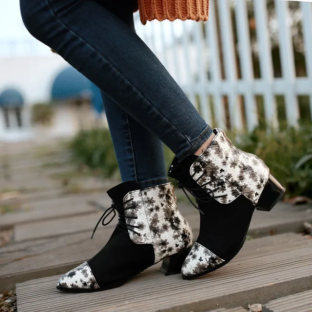 Women Fashion Lace Up Low Heel Ankle Boots with Multicolor Women Fashion Lace Up Low Heel Ankle Boots with Multicolor