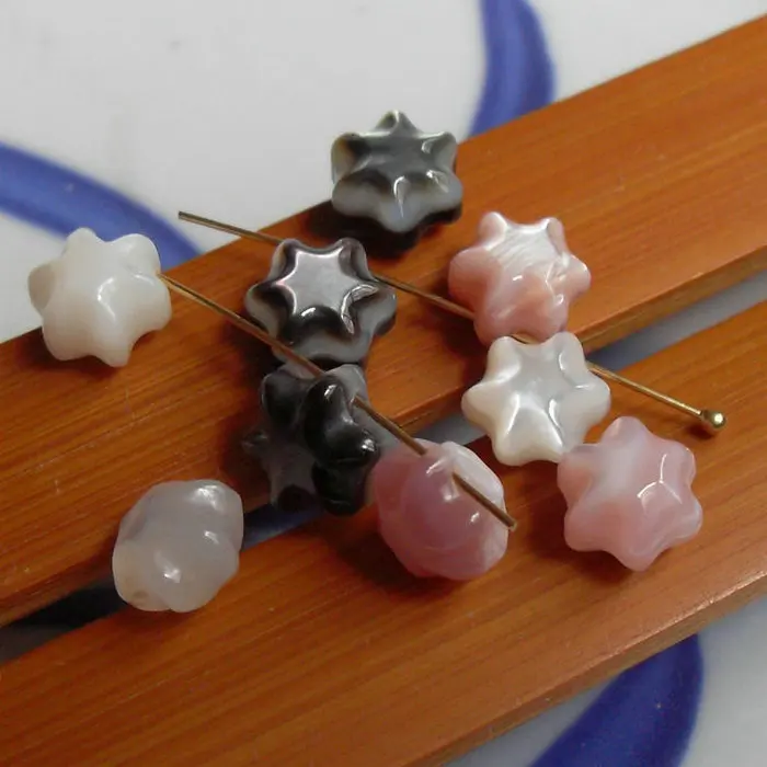 

30pcs/lot 6x8mm Drilled Natural Star Cut Mother Of Pearl Shell MOP for DIY Jewelry Flower pearl shell beads