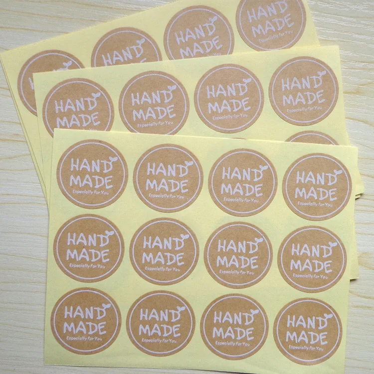 

120Pcs/Lot New 35*35mm Round White HAND MADE Stickers Kraft Label Sticker DIY Handmade Gift Cake Baking Sealing Sticker M1053