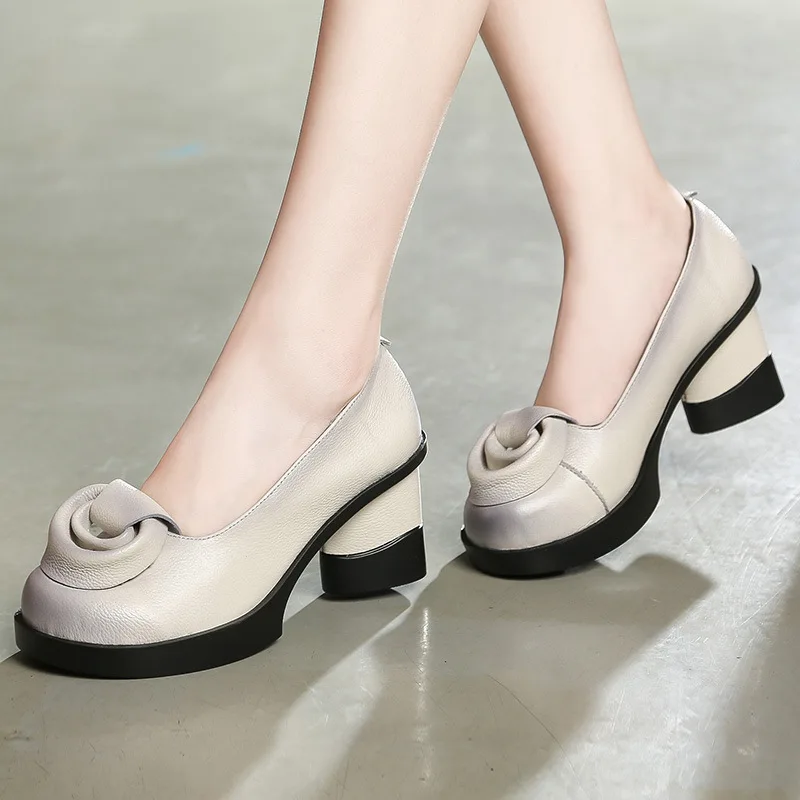 

Fesneisee 2019 New Spring Summer Women Pumps Retro Lady 7CM High Heels Slip On Flower Pumps Handmade Women Genuine Leather Shoes