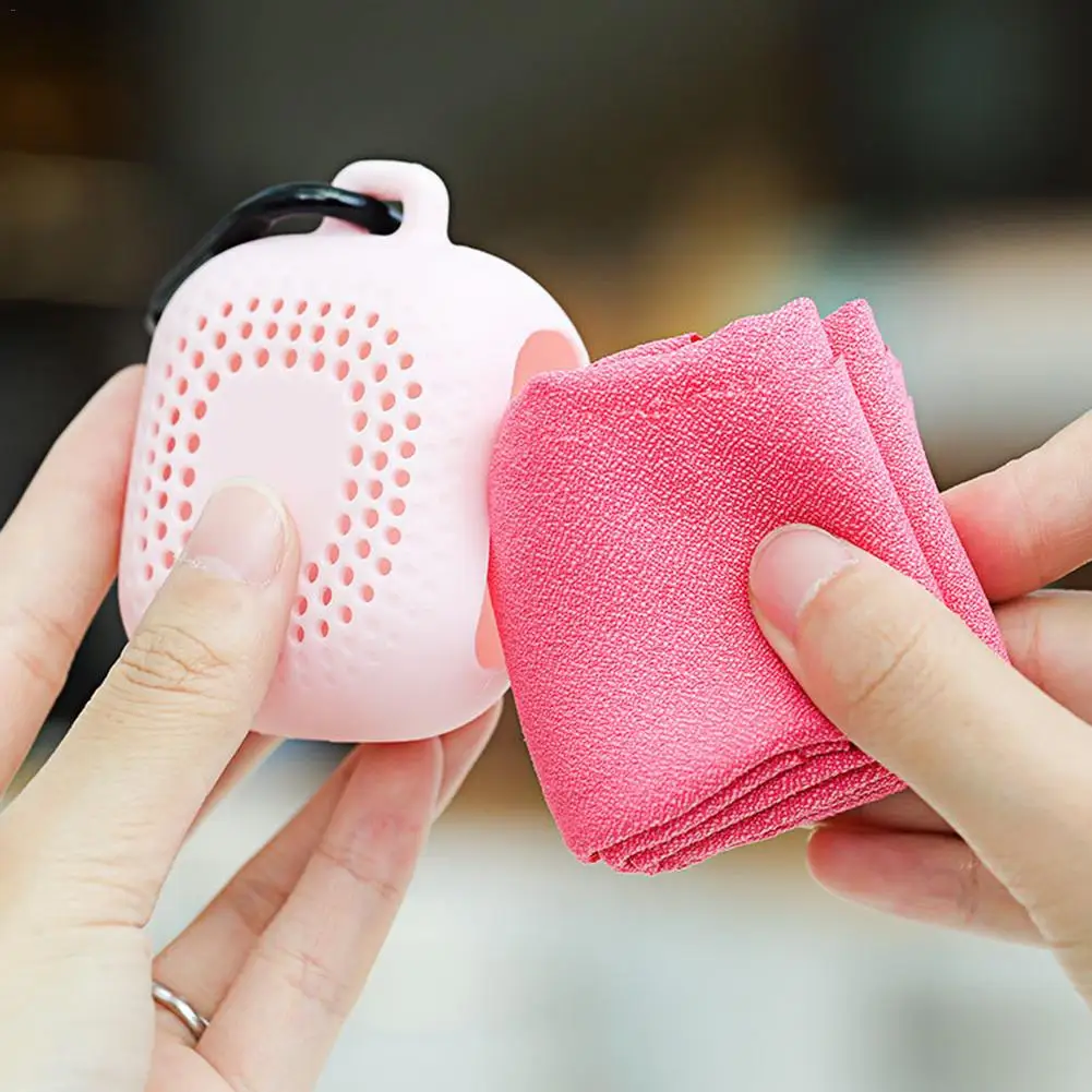

Portable Sports Mini Towels Quick-Drying Cooling Running Absorb Sweat Towel Suitable For Yoga Fitness Traveling Hiking Cycling