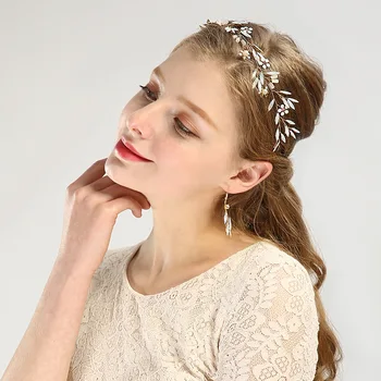 

Opal 2018 New Luxuy Bride Hair Accessories Copper Wire Wedding Hair Jewelry Party Pom Bridal Starry Hair Vine Pearl Tiara Gifts