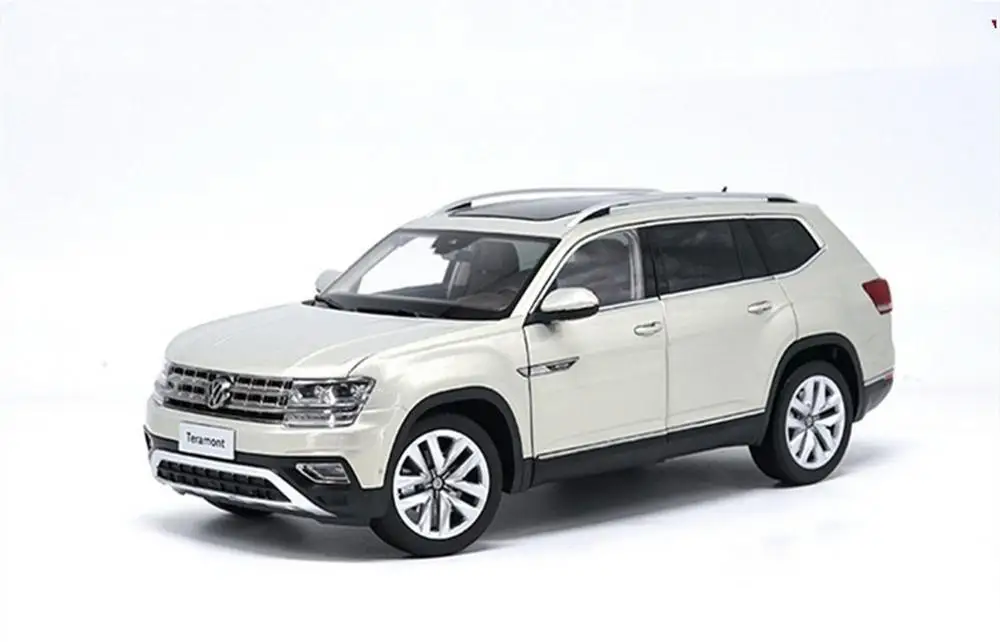 1/18 масштаб VW Volkswagen TERAMONT 2017 Серебряная литая Игрушечная модель автомобиля |