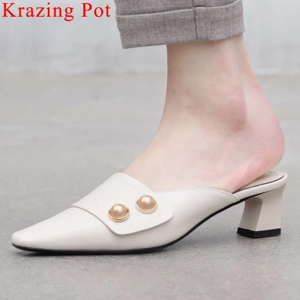 

Krazing Pot plus size full grain leather slip on strange style med heels superstars square toe mules pearl decoration pumps L36