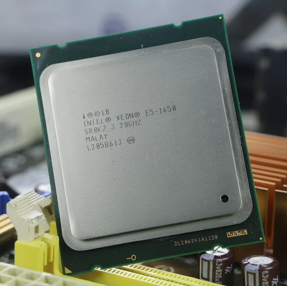 Процессор Intel Xeon E5 1650 3,2 ГГц 6 ядер 12 Мб кэш-памяти 2011 процессор SR0KZ e5-1650